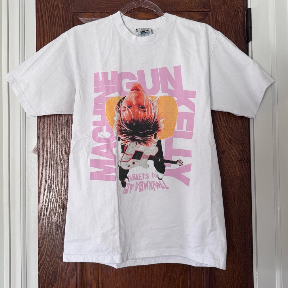 MGK Machine Gun Kelly Unisex Graphic Band Tee T-Shirt size M